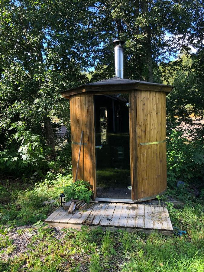 Sea Side Cabin Borlange Exterior photo